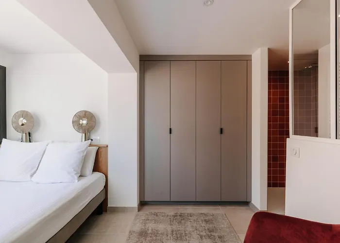 Phar'ouest Apartmán *