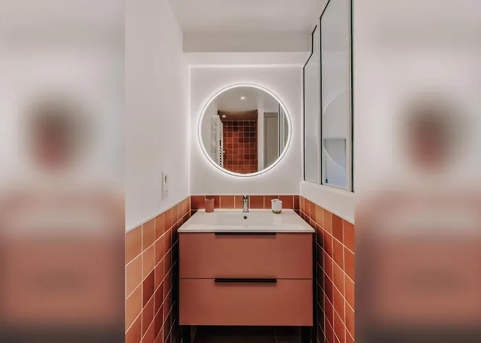 Phar'ouest Apartman *