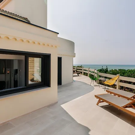 Phar'ouest Apartmán *